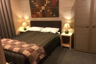 모텔 Cottonwood Lodge