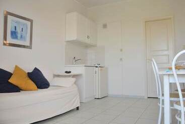 فندق Villa Fleria