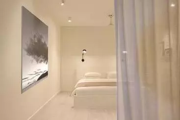 Tara's Lodge Hotel