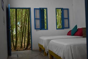 Hotell El Huerto Del Bambu