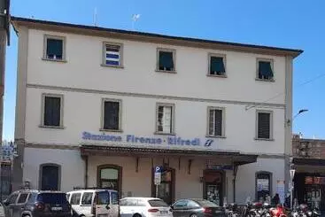 Hotelli Girasole House