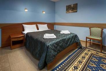 Отель Gorod On Belorusskiy