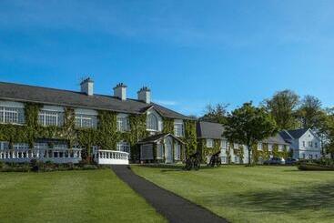 Crover House Hotel & Golf Club