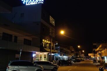 בית מלון כפרי Havana Mutiara Belitung