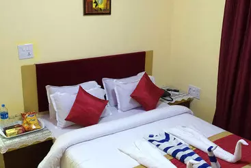 Hotelli Maximum Holiday Inn