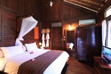 Hotelli Samawa Seaside Resort