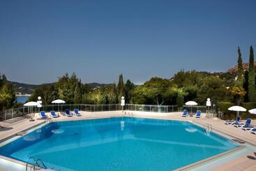 בית מלון כפרי Village Club Les Mas De L'esterel