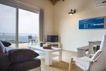 Huoneisto Magganos Sunset Villas