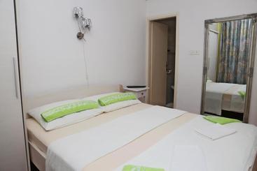 酒店 Apartments Nkolina