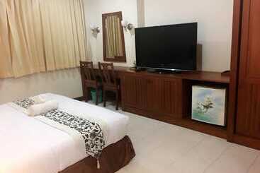 호텔 Same Same Guesthouse