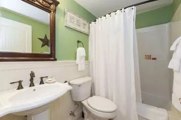 Hotelli Sheepscot Harbour Village Resort