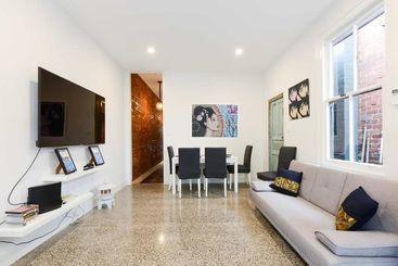 Отель Geisha House