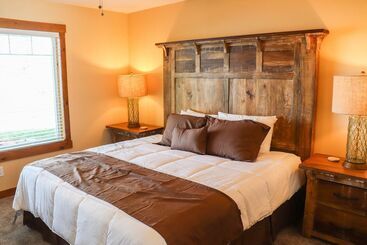 فندق Good Ol Days Resort