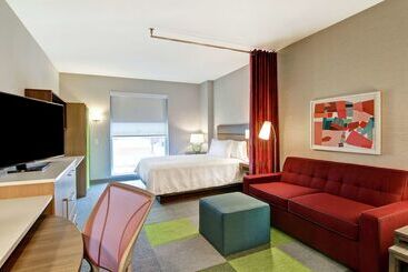 Отель Home2 Suites By Hilton Montreal Dorval