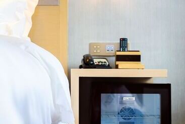 Lavande Hotel Gz Yangji Metro Station Branch