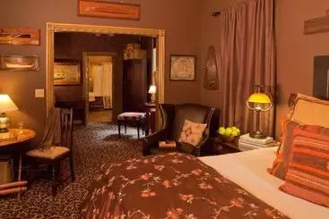 ホテル Peabody House Historic Inn And Cottages