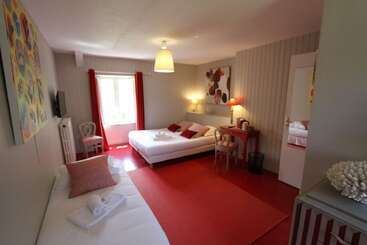 هتل La Haute Flourie Bed And Breakfast Chambres D Hôtes
