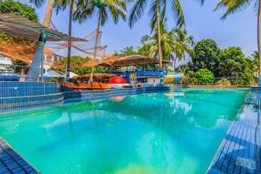 Hotell Coco Heritage Resort