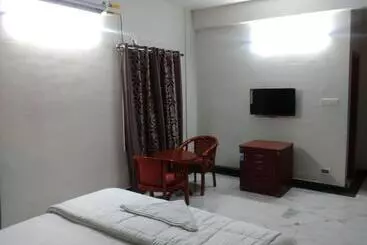 Hotel Fresh Living Prime Banjara