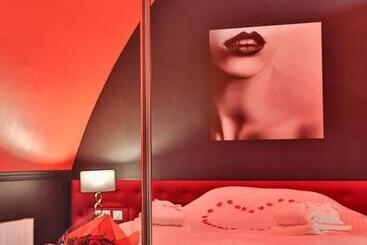 هتل La Parenthèse Envoutée