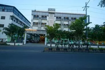 ホテル Pride Inn Shirdi