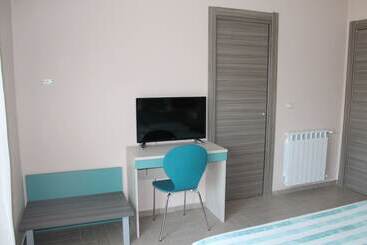 호텔 B&b Around The World