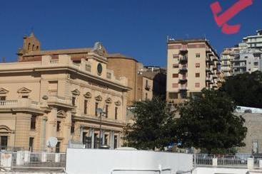 Hotel B&b Porta Di Ponte