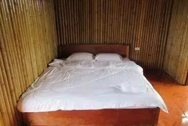 Hotel Chomdoy Bungalow & Restaurant