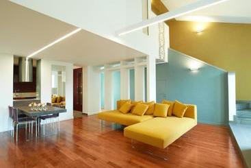 호텔 The Pinball Luxury Suites