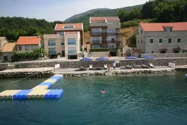 Hotel Jelena Vile & Apartmaments