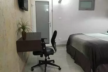 هتل Segovia Studio Units