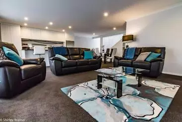 ホテル The York Apartments