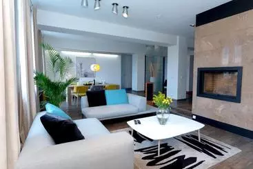 هتل Vilnius Apartments And Suites Gedimino Ave