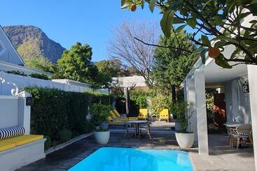 בית מלון כפרי Fleur Du Soleil Luxury Guesthouse