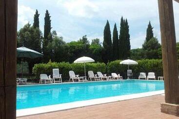 בית מלון כפרי Agriturismo Torre Burchio