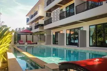 Hotel Amarina Green
