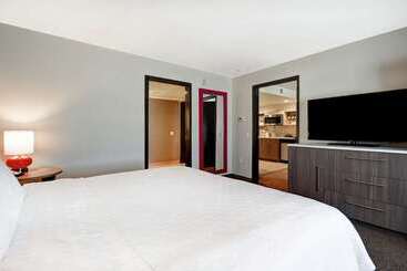 Отель Home2 Suites By Hilton Victorville