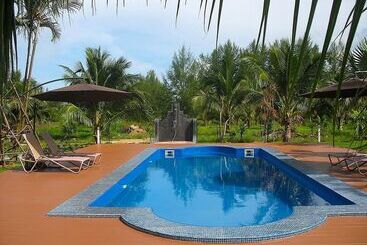 Hotelli Hongte Khaolak Resort