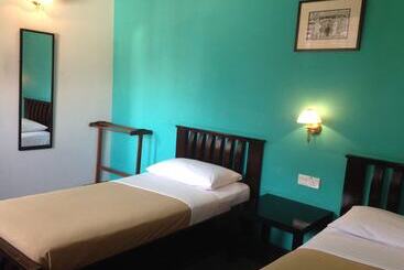 בית מלון כפרי Old Penang Guesthouse   Hostel