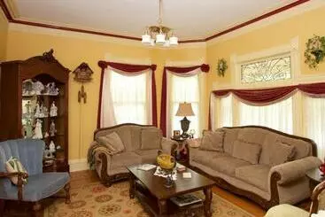 ホテル Sylvia's Irish Inn