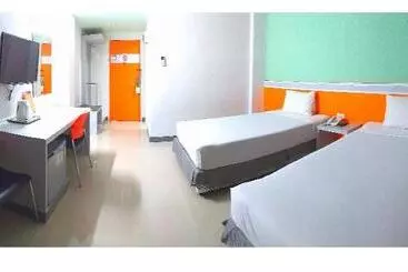 هتل Sakura Budget