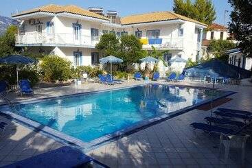 هتل Blue White Apartments