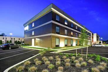 هتل Home2 Suites By Hilton Mechanicsburg