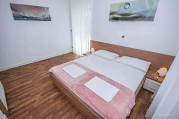 آپارتمان‌های توریست‌ها Villa Relax