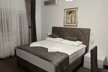 Hotel Rooms Elez