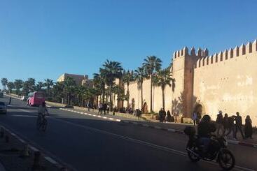 Riad La Porte Du Bouregreg