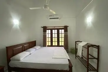 Hotell Andres Bungalow