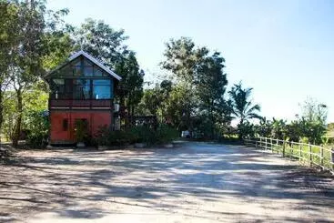 Pensão Phu Mi Lum Nao House