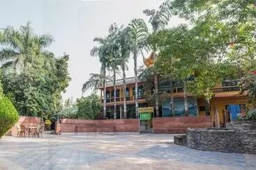 Rainbow Safari Resort