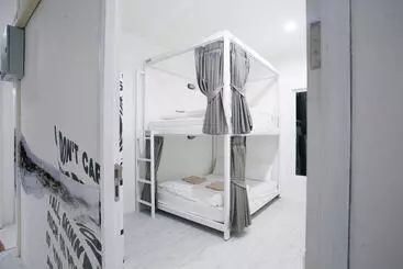 The Street Hostel Koh Lipe   Adult Only